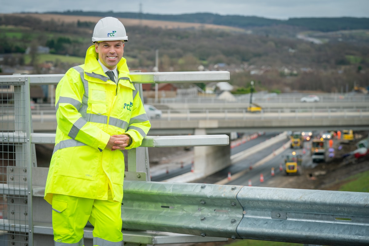 Ken Skates visiting A465 works 