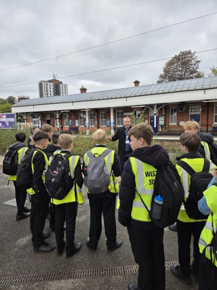 Try the Train with TPE at Stalybridge-2