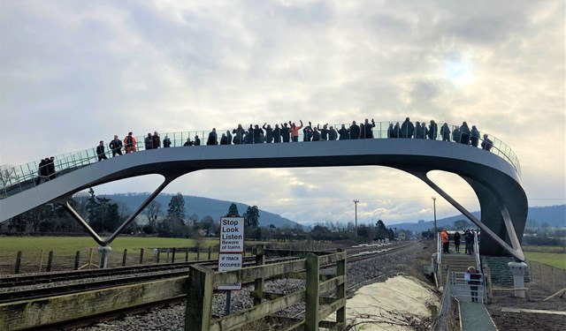 Going with the FLOW: Innovative ‘first-of-its-kind' railway footbridge opens to the public replacing dangerous level crossing: FLOW opening event community on bridge 270123-
