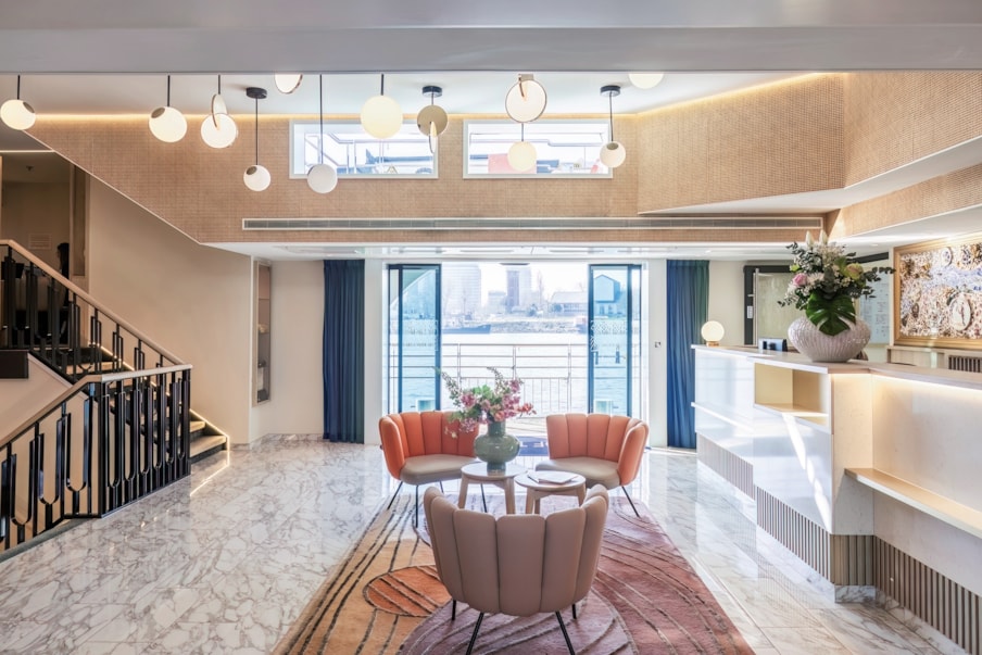 SHP Reception SotD INT 20505