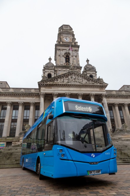 EV bus in Portsmouth Guildhall