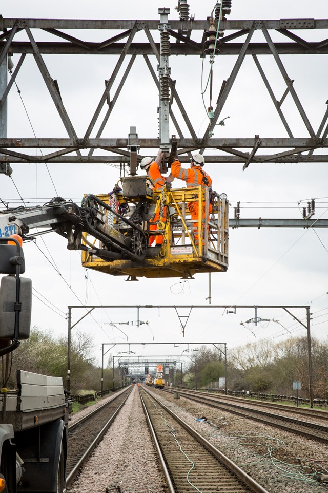 Chadwell Heath - overhead line upgrades Easter 2015 06
