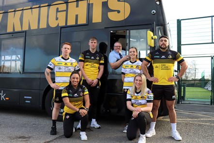 First York driver and Knights fan Pete Richardson with players and the electric bus branded in the club colours 2