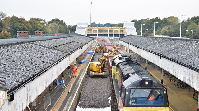 Track replacement work takes place at Fareham, Hampshire, October 2016 [2]