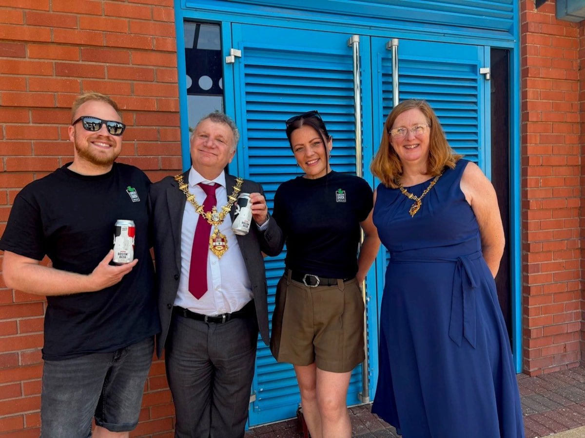 Mayor Bostin Beer Black Country Day