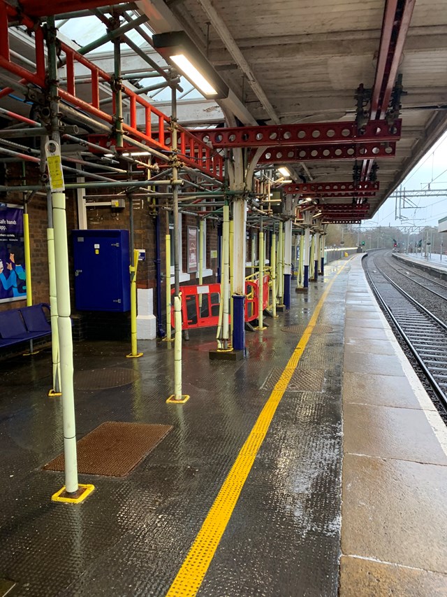 Structural suports in place before Wilmslow station upgrades: Structural suports in place before Wilmslow station upgrades