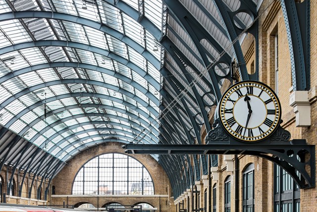 King's Cross railway station - clock on platform
