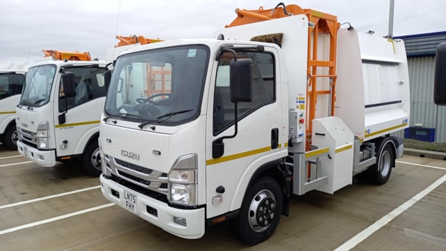 FW - SKDC food waste collection vehicles