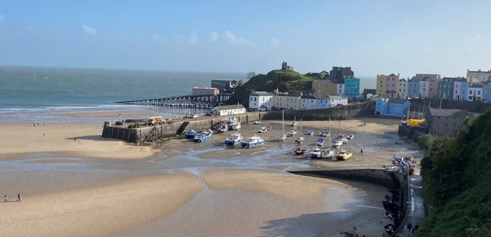 Tenby Harbour - Harbwr Dinbych-y-pysgod
