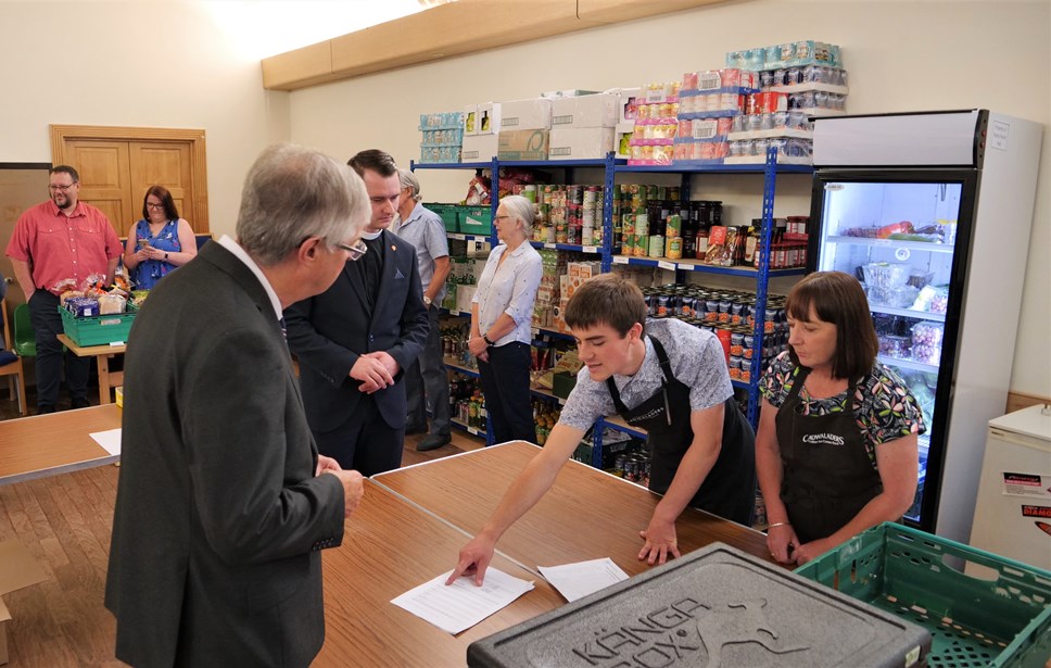 FM Mark DRakeford visits CARE project in Caerphilly 