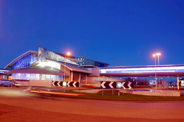 Manchester Airport station reopens after work to build a fourth platform is completed: Manchester Airport station