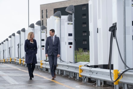 First Bus Scotland MD Duncan Cameron showcases new EV charging hub at Caledonia Depot to Scottish Minister for Transport, Jenny Gilruth MSP
