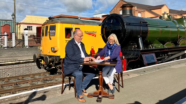 Railways go back to the future with landmark partnership: SVR contract signing 16x9