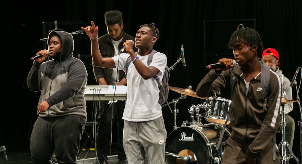 11 acts performed on Hackney Live