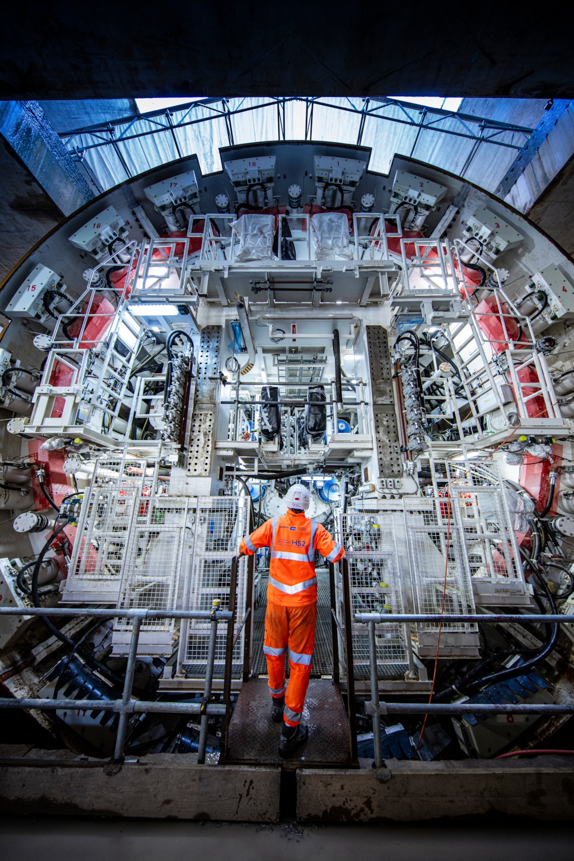 Rail Minister and new CEO at Old Oak Common station box to see the two TBMs preparing to build HS2 to Euston-9