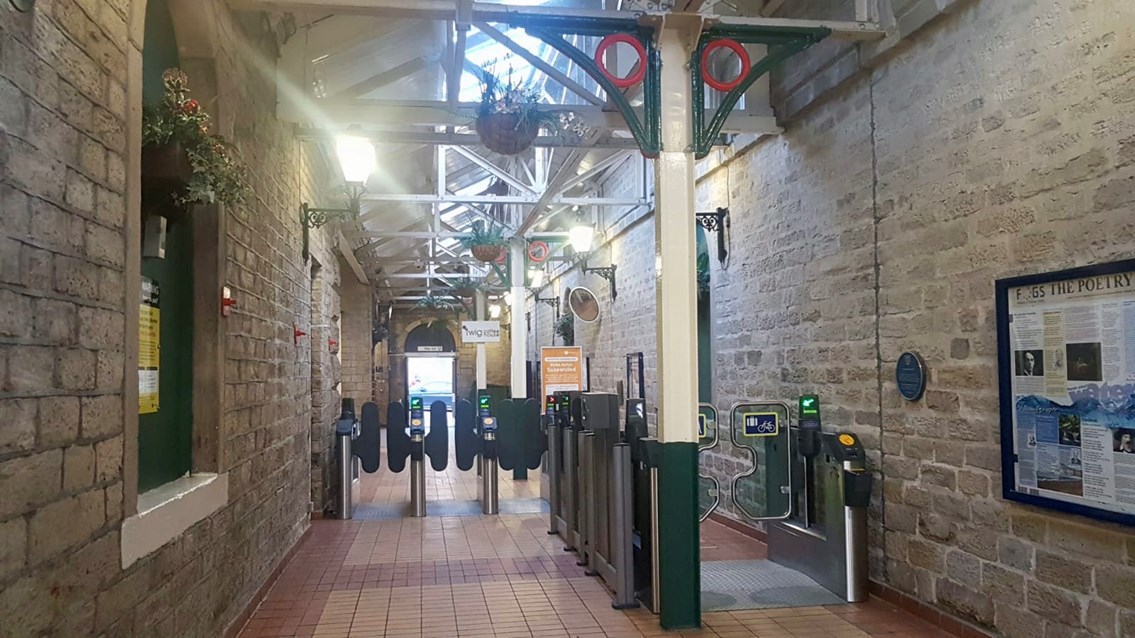 Glossop station interior