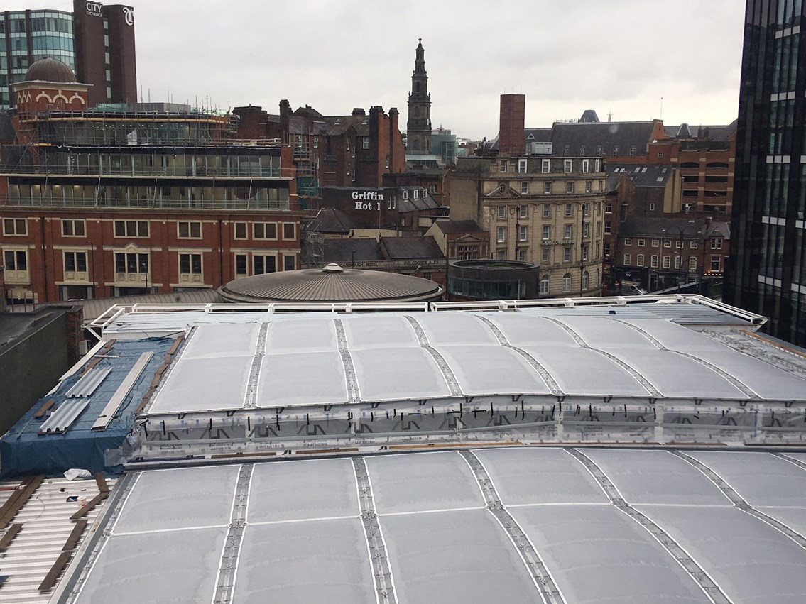 Image of work on new transparent roof at Leeds station