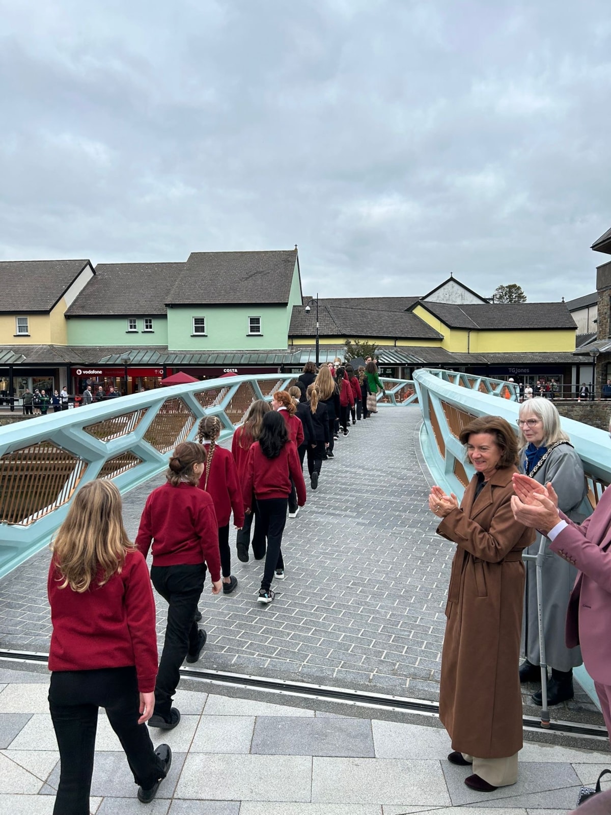 Bridge opening 3 - Agoriad y bont 3