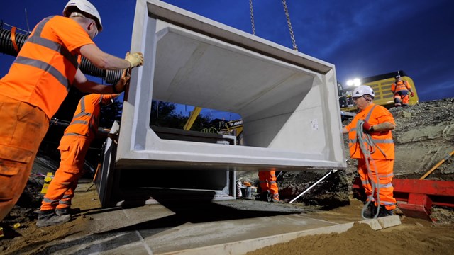 Impressive footage shows major railway repairs completed in Aylesbury: Pre cast concrete section of culvert being craned into position in Aylesbury