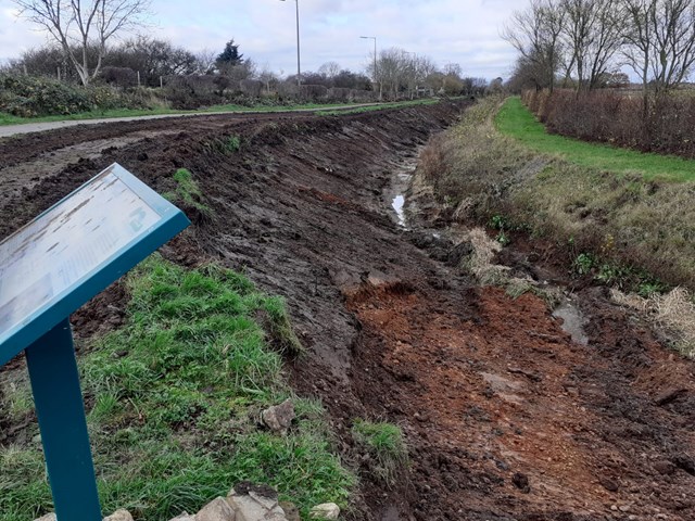 Network Rail teams up with Derby and Sandiacre Canal Trust to reduce flooding and restore historic waterway: Work to reduce flooding and restore historic waterway begins. Photo credit Derby and Sandiacre Canal Trust