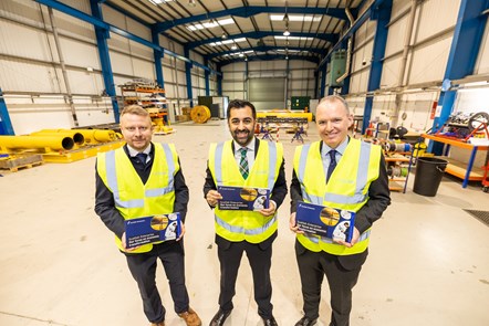 (l-r) Verlume CEO Richard Knox, First Minister Humza Yousaf and Scottish Enterprise Chief Executive Adrian Gillespie launch Our Focus on Economic Transformation.