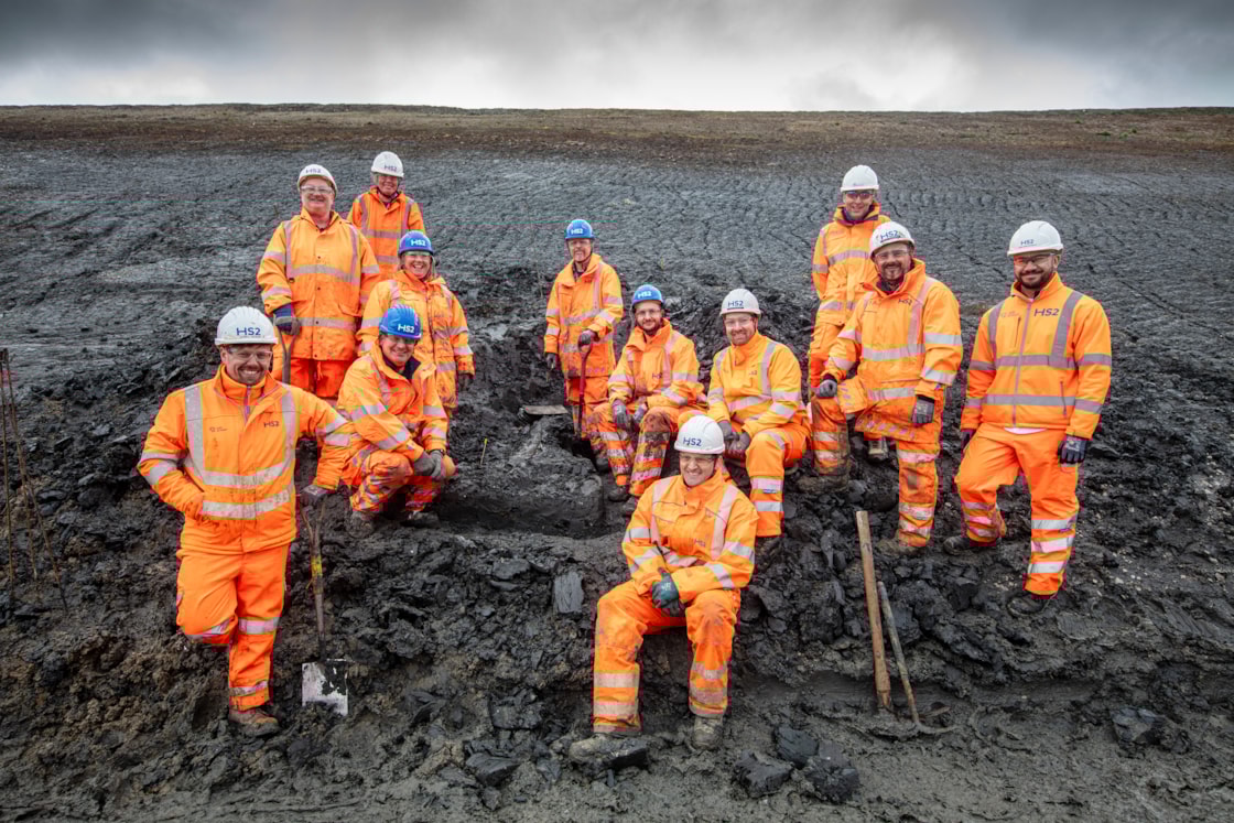 Geologists and Paleontologists on site during a dig at the Greatworth green tunnel Feb 2024