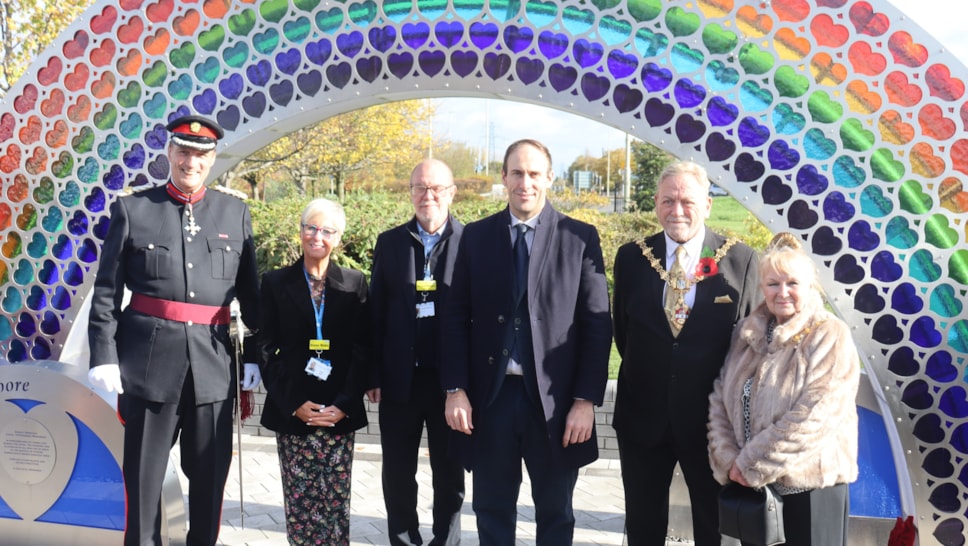 The Mayor and Mayoress joined dignitaries as the Covid rainbow was unveiled