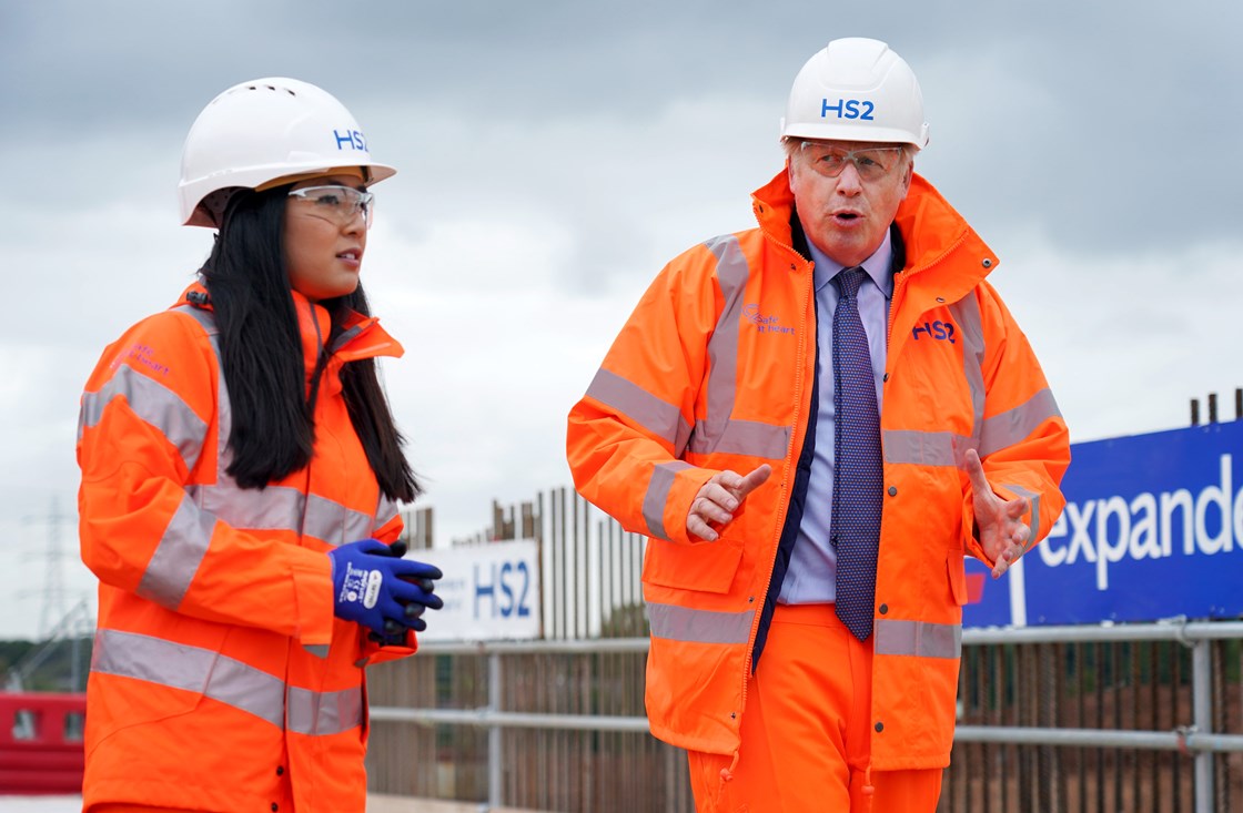 Prime Minister, Boris Johnson visits Interchange September 2020: Credit: Pippa Fowles / No10 Downing Street
Prime Minister Boris Johnson visits one of the largest HS2 construction sites, the HS2 Interchange Site, Birmingham. HS2 announce the creation of 22,000 jobs. HS2 Graduate leads the tour.
Internal Asset No. 18411