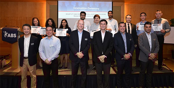 Singapore Graduation 600