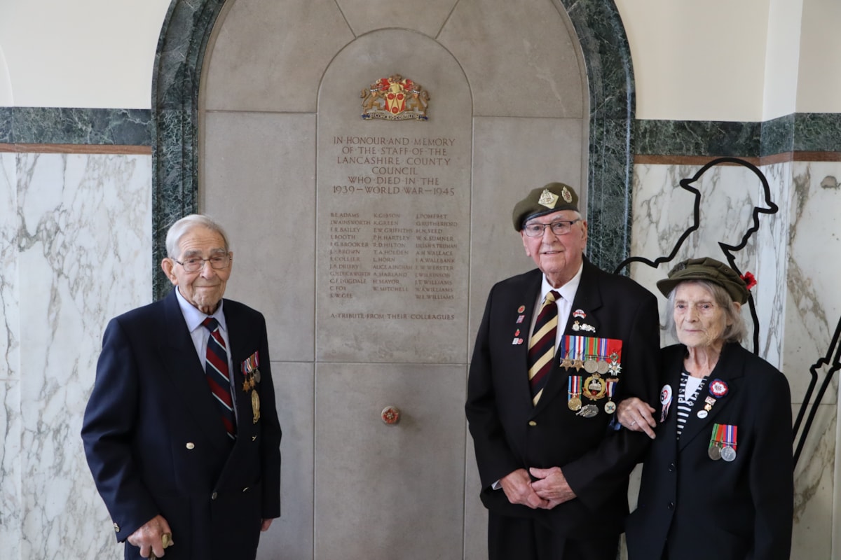 Veterans Stuart Taylor, Richard Brock and Marjorie Hanson