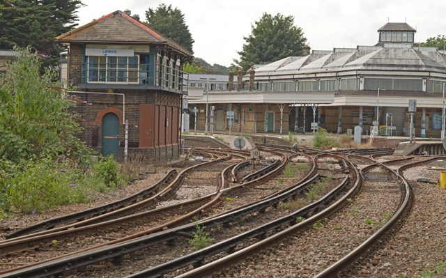 Towards station from east