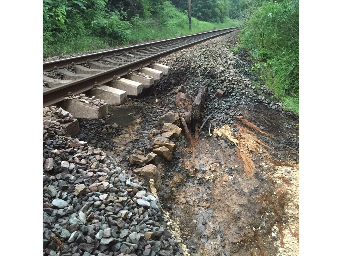 The landslip near Baildon which washed away ballast (2)