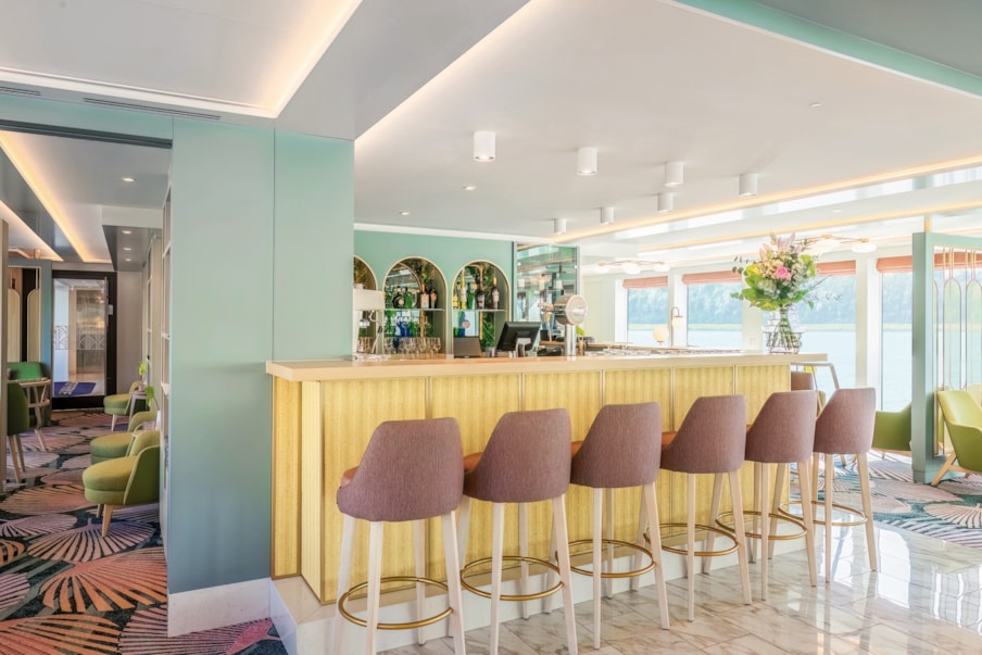 SHP Belvedere Lounge SotD INT 20540