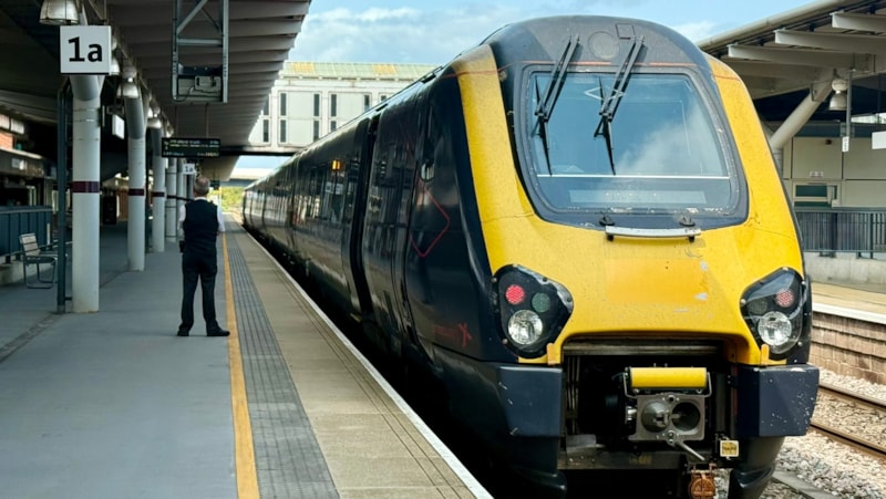 Derby station Voyager, platform 1 dispatching