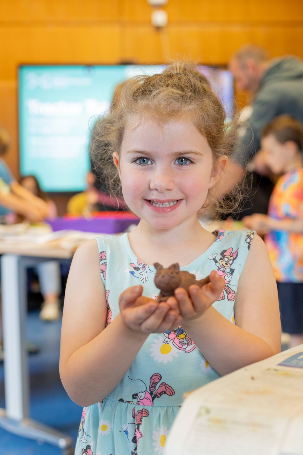 Visitors enjoying archaeology activities at the National Museum of Rural Life. Photo (c) Claudia Scandella  (2)
