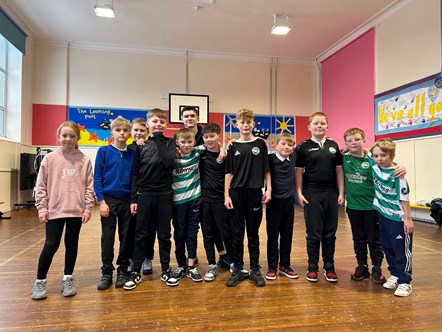 Jags midfielder, Marcus Goodall, with Cluny Primary School P6 pupils ahead of his club’s Scottish Cup game on Sunday (21 January) against Celtic.