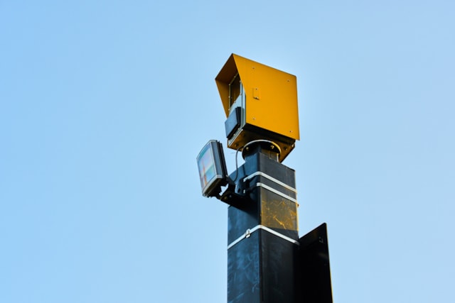 TfL Image - Example of new radar-based speed cam 2