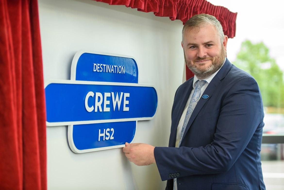 Minister in Crewe to welcome jobs boost on HS2: HS2 Minister at Crewe Railway Station, highlighting HS2's connection to Crewe, August 2021