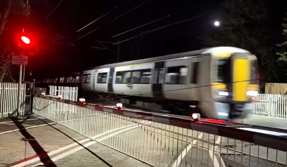 Network Rail Anglia Meldreth Road level crossing upgrad 2e