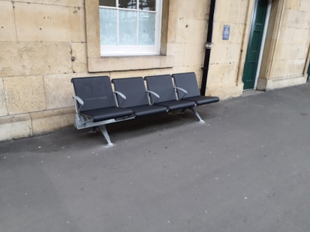 New accessible benches at Hull station (2)