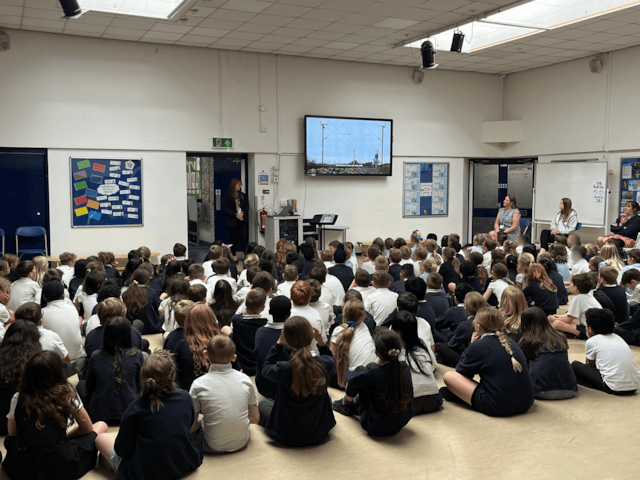 Network Rail teaches Millbrook Junior School students to stay safe on the railway