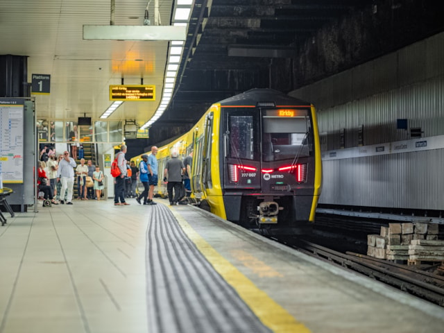 Northern line train at Liverpool Central station: Northern line train at Liverpool Central station