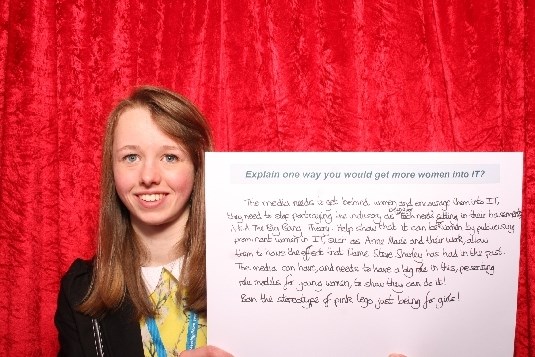 Northampton schoolgirl gets first year’s university tuition paid after winning Network Rail’s ‘Could IT Be You?’ girls in IT competition: 2014 Winner Zoe Moore from Northamptonshire