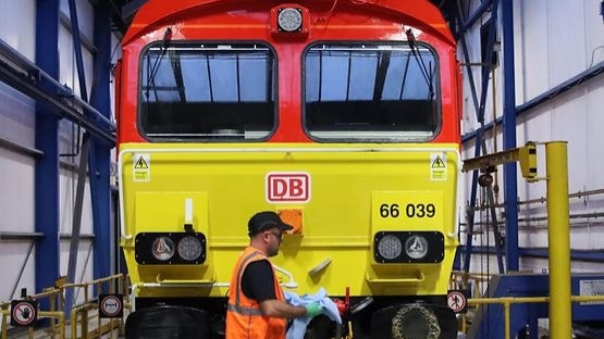 DB Cargo's major contract with Siemens Mobility to fit Class 66 locomotives with ETCS: SMAll002-