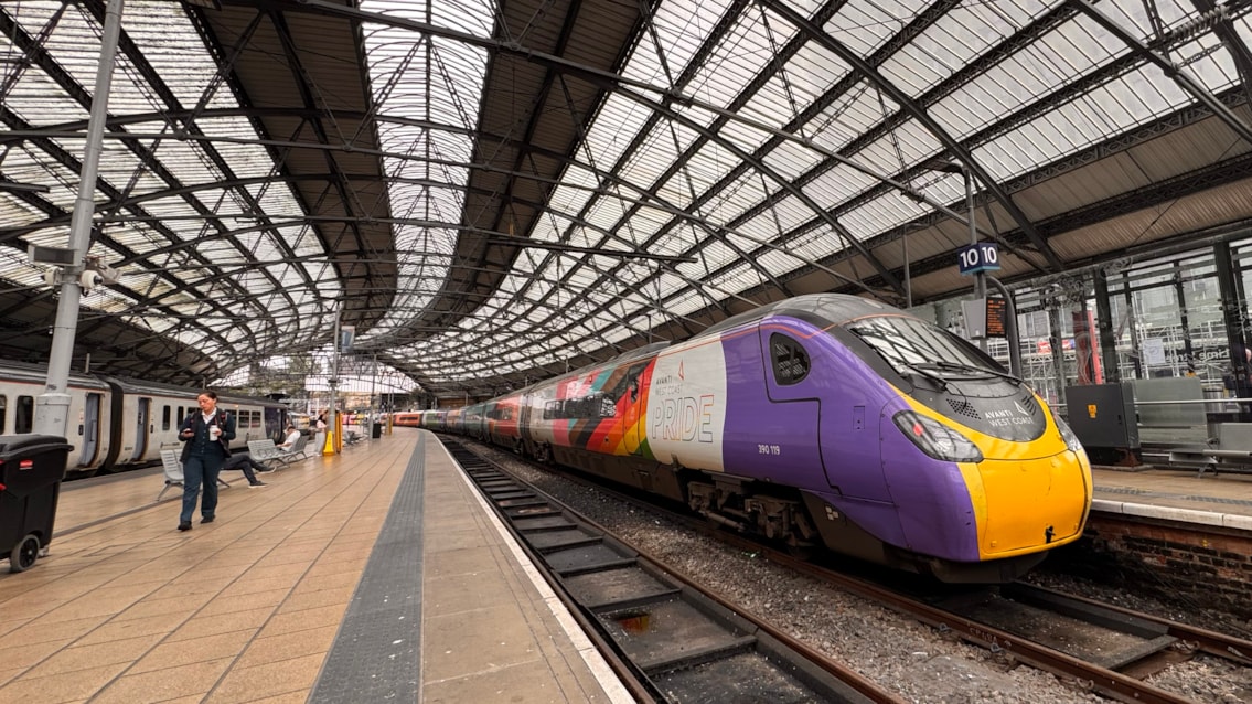 Avanti Progress train in Liverpool Lime Street September 2026-3