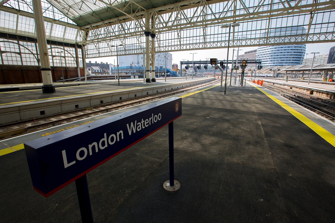 London Waterloo station-4