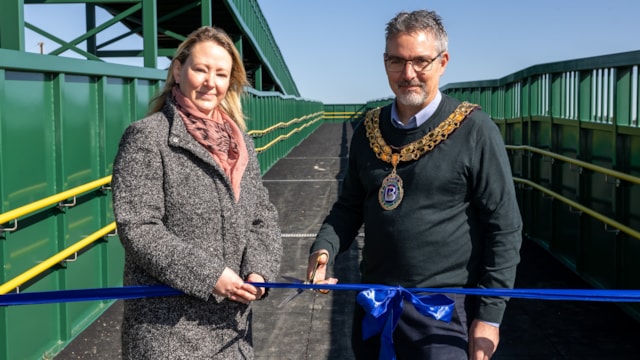 Louise Cox, Network Rail, and Cllr Mark Foster, Mayor of Biggleswade, open Lindsells Bridge: Louise Cox, Network Rail, and Cllr Mark Foster, Mayor of Biggleswade, open Lindsells Bridge