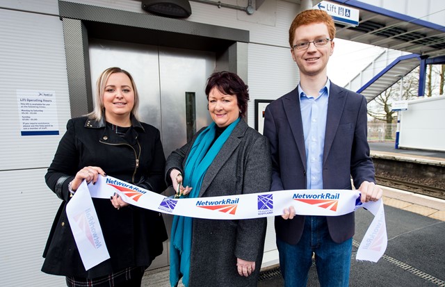 Rona Mackay MSP officially opens new station footbridge at Westerton: Network Rail Project Manager Laura Craig and Ross Greer MSP look on as Rona Mackay MSP cuts the ribbon to officially open new £2.8m footbridge and lifts at Westerton station.