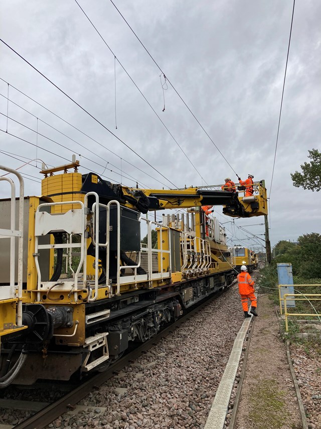 London to Norwich GEML overhead wire works