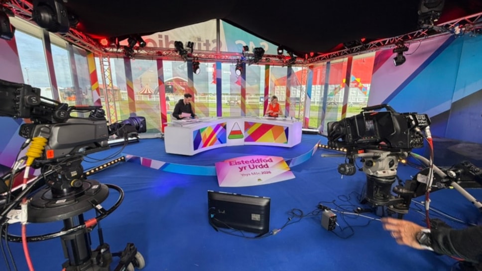 Eisteddfod Yr Urdd Set cropped